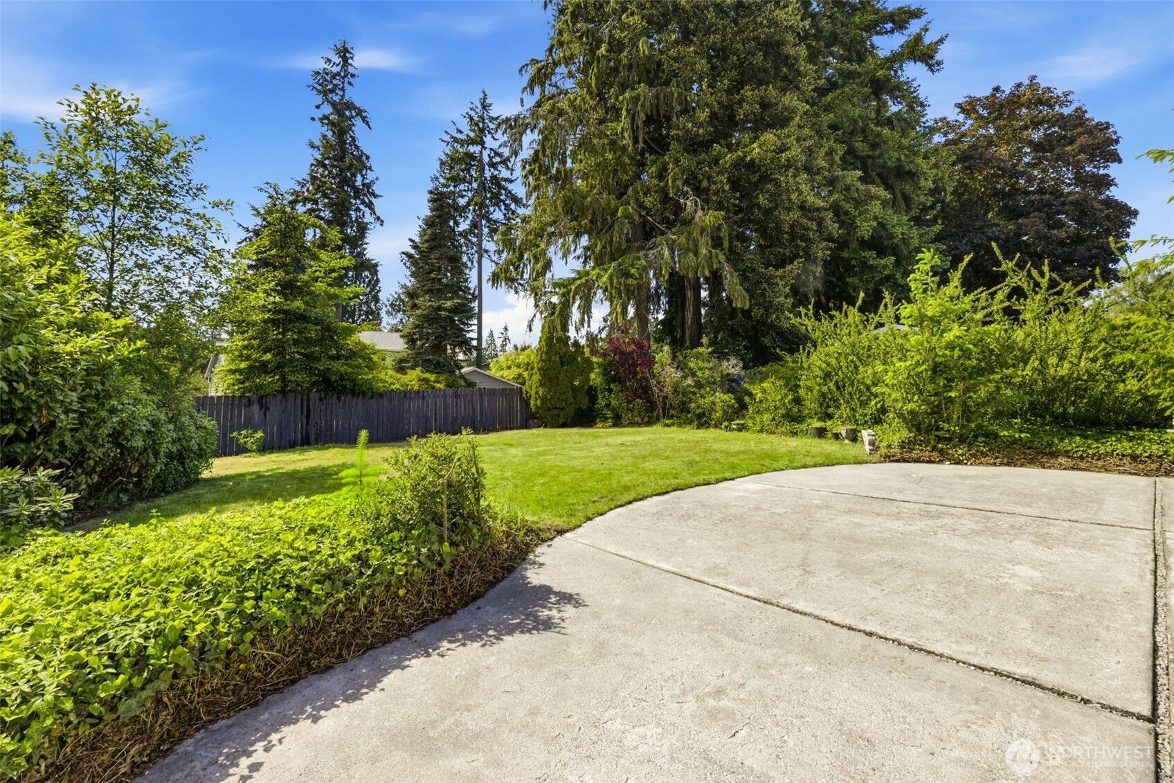 19906 83rd Place West Edmonds, WA 98026 - Photo 24 of 32