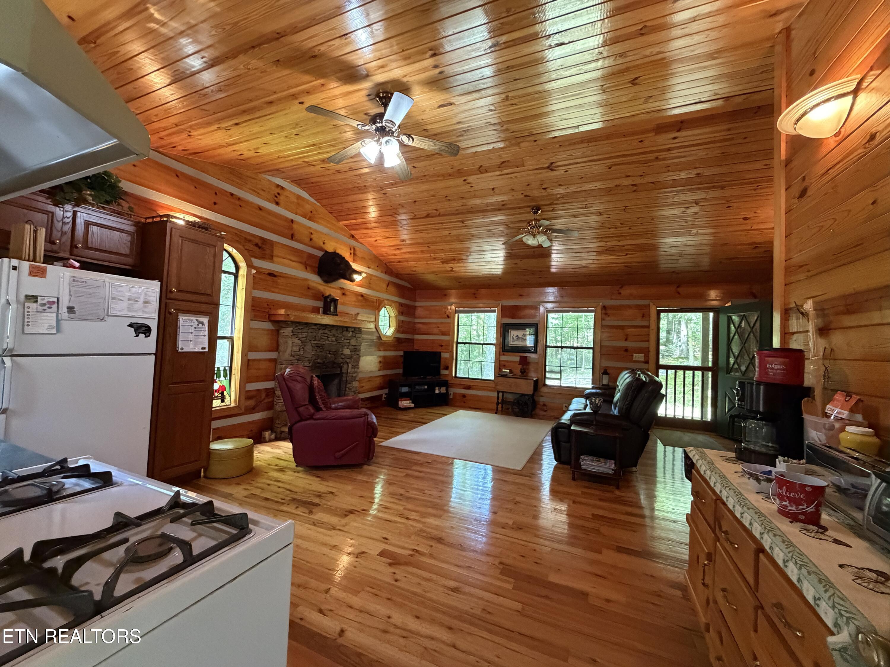 2696 Rafter Road Tellico Plains, TN 37385 - Photo 15 of 32 IMG_3900