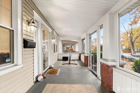 $725,000 | 46 Plainfield Avenue, Metuchen, NJ 08840