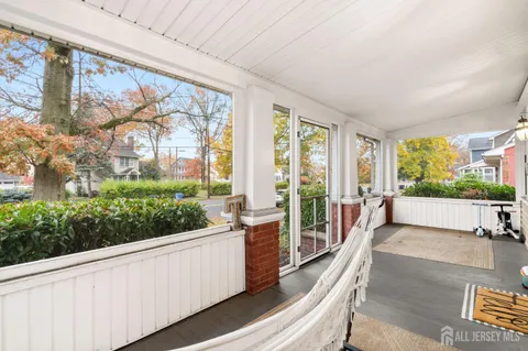 $725,000 | 46 Plainfield Avenue, Metuchen, NJ 08840
