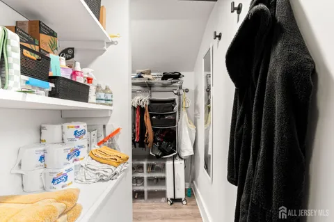 $725,000 | 46 Plainfield Avenue, Metuchen, NJ 08840