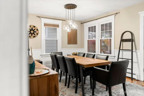 $725,000 | 46 Plainfield Avenue, Metuchen, NJ 08840