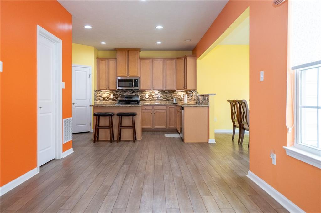 314 Ranchero Drive Coraopolis, PA 15108 - Photo 7 of 31 Gallery Image 7