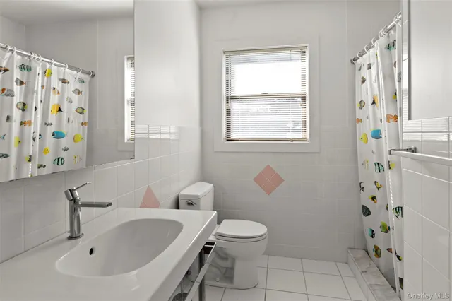 $10,000 | 35 Sloop Walk, Ocean Beach, NY 11770