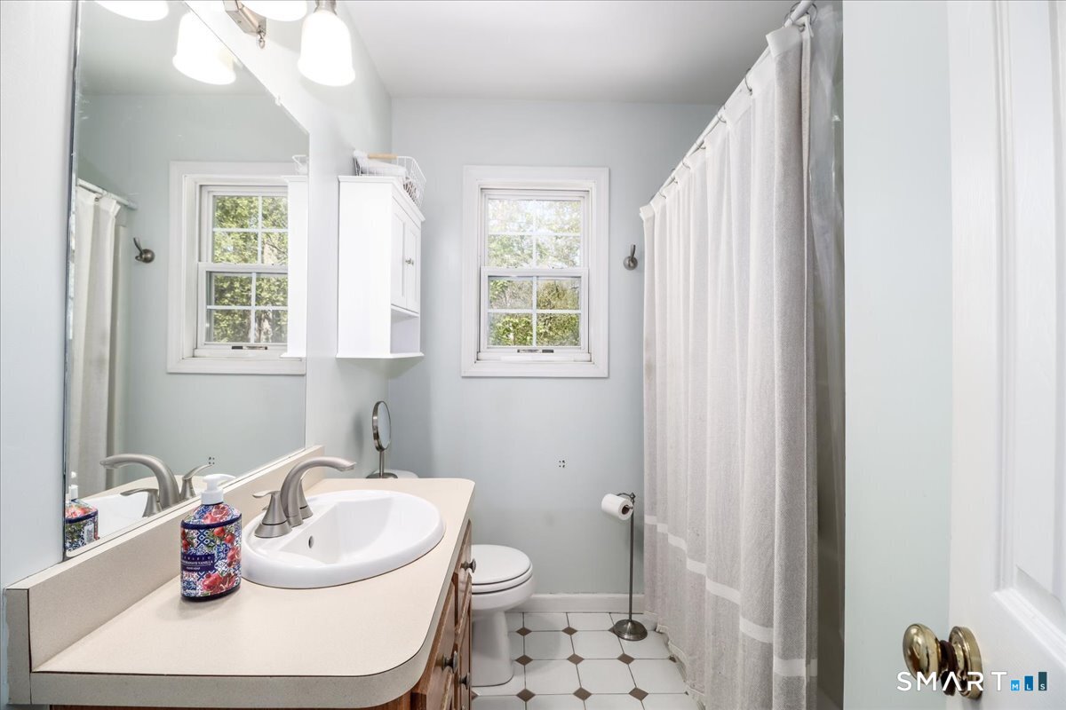 315 Booth Hill Road Trumbull, CT 06611 - Photo 27 of 33