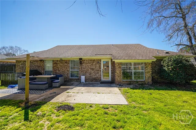 $2,350 | 66 Egrets Nest Lane, Richmond Hill, GA 31324