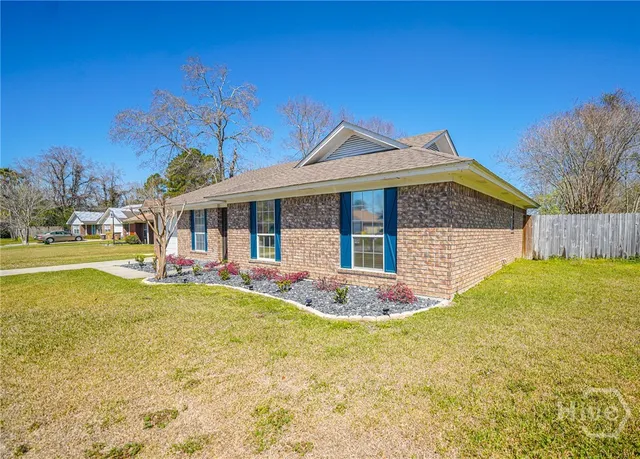 $2,350 | 66 Egrets Nest Lane, Richmond Hill, GA 31324