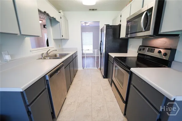 $2,350 | 66 Egrets Nest Lane, Richmond Hill, GA 31324