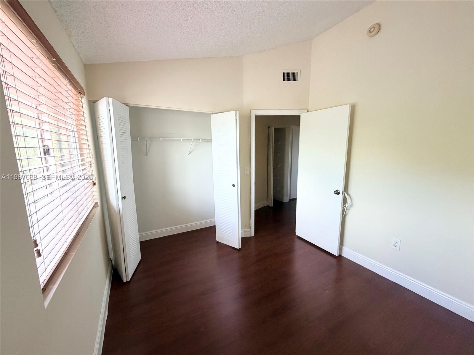 6205 Southwest Kendale Lakes Circle, Unit 288 Miami, FL 33183 - Photo 6 of 17