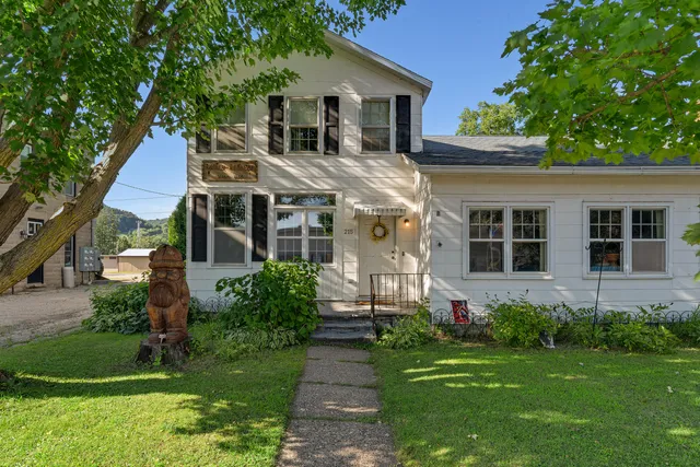 $255,000 | 215 Central Avenue, Coon Valley, WI 54623