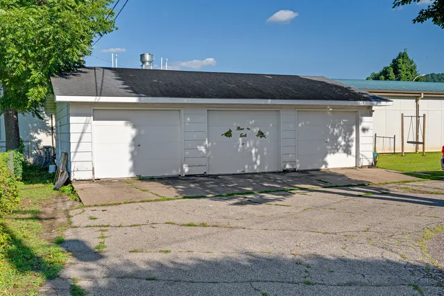 $255,000 | 215 Central Avenue, Coon Valley, WI 54623