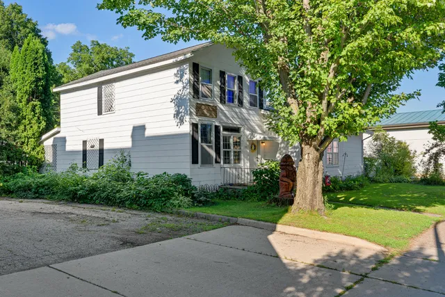 $255,000 | 215 Central Avenue, Coon Valley, WI 54623