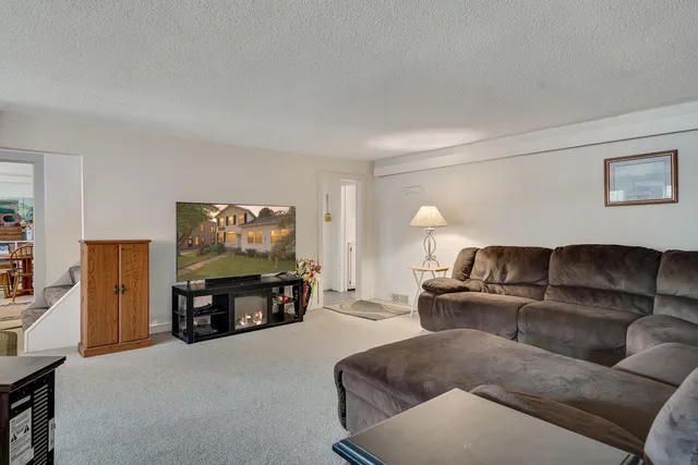 $255,000 | 215 Central Avenue, Coon Valley, WI 54623