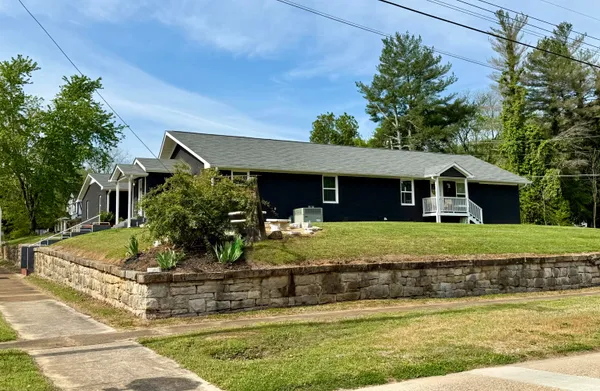 $750,000 | 602 Elm Avenue, Unit 1 2 3 4, South Pittsburg, TN 37380