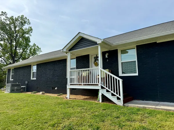 $750,000 | 602 Elm Avenue, Unit 1 2 3 4, South Pittsburg, TN 37380