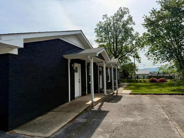$750,000 | 602 Elm Avenue, Unit 1 2 3 4, South Pittsburg, TN 37380