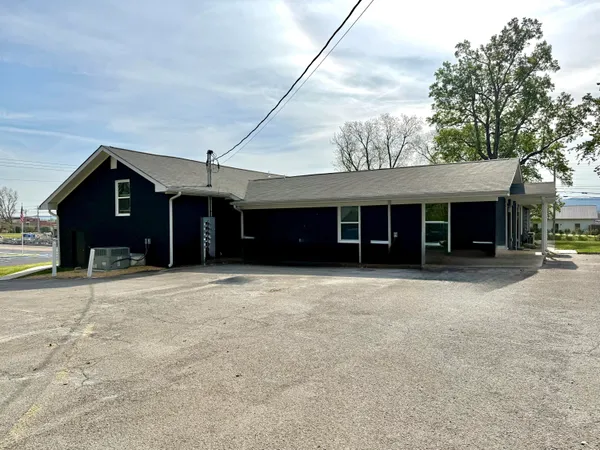 $750,000 | 602 Elm Avenue, Unit 1 2 3 4, South Pittsburg, TN 37380