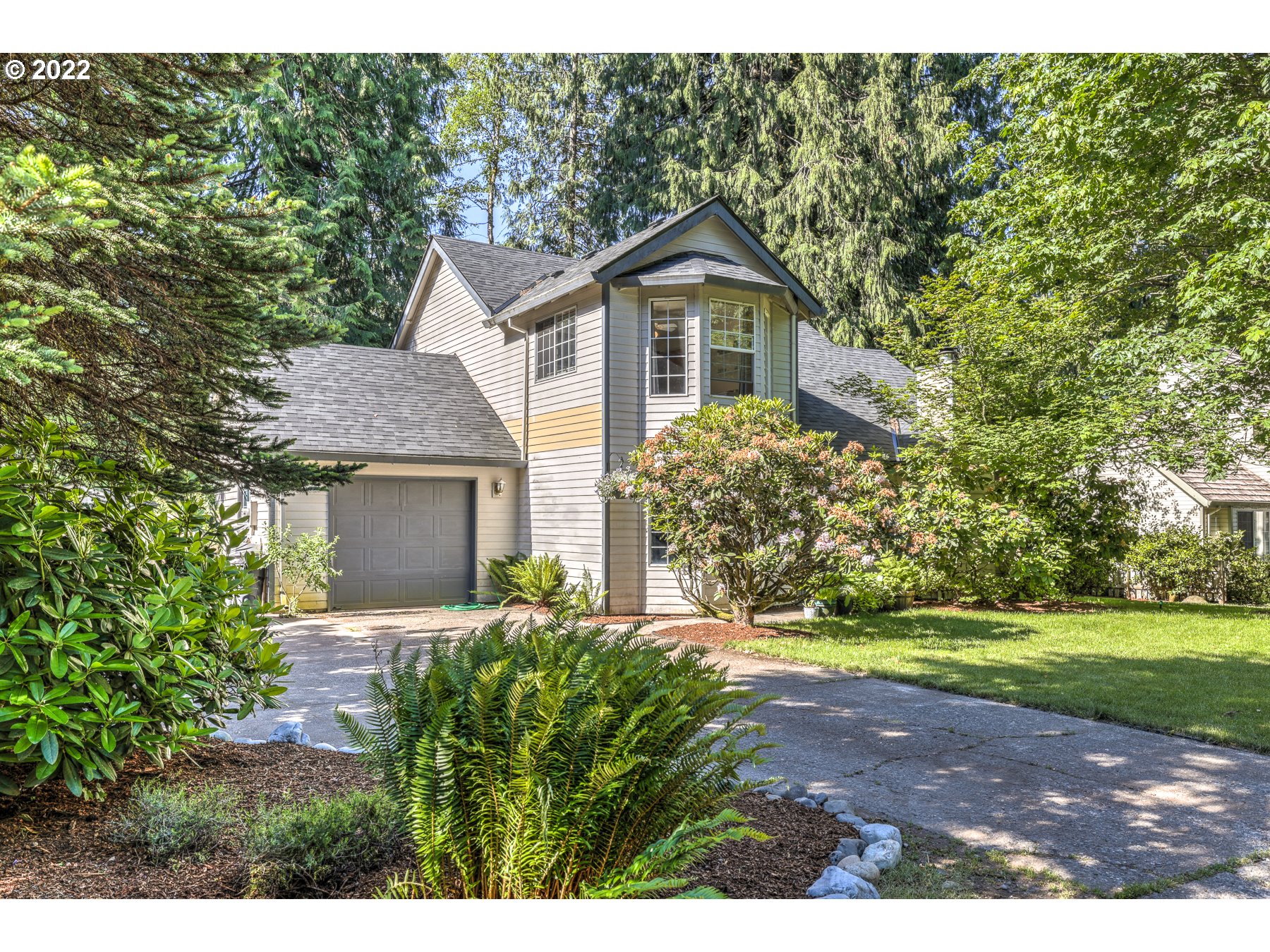 68171 East Twinberry Loop Welches, OR 97067 - Photo 2 of 32