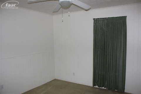10377 West Mount Morris Road Flushing, MI 48433 - Photo 16 of 21 20360713-15.JPG