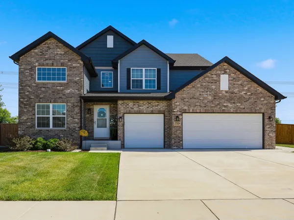 $499,000 | 27329 West Deer Hollow Lane, Channahon, IL 60410