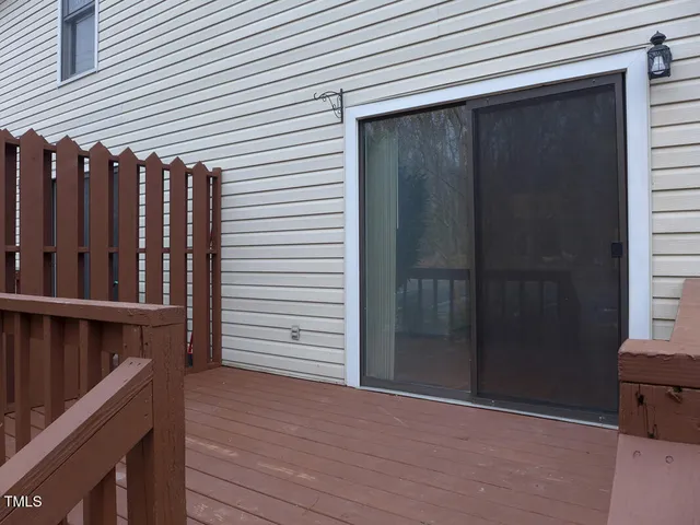 $1,400 | 113 Weatherstone Drive, Unit C, Chapel Hill, NC 27514