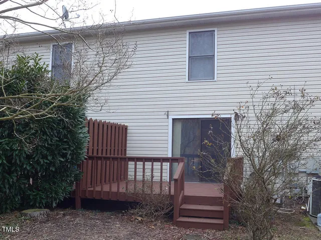 $1,400 | 113 Weatherstone Drive, Unit C, Chapel Hill, NC 27514