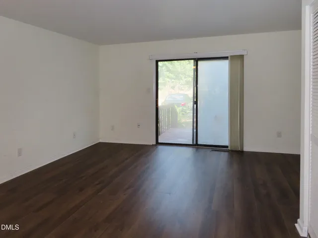 $1,400 | 113 Weatherstone Drive, Unit C, Chapel Hill, NC 27514