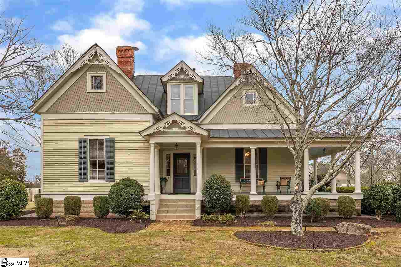 1603 Fairview Road Fountain Inn, SC 29644 - Photo 1 of 36