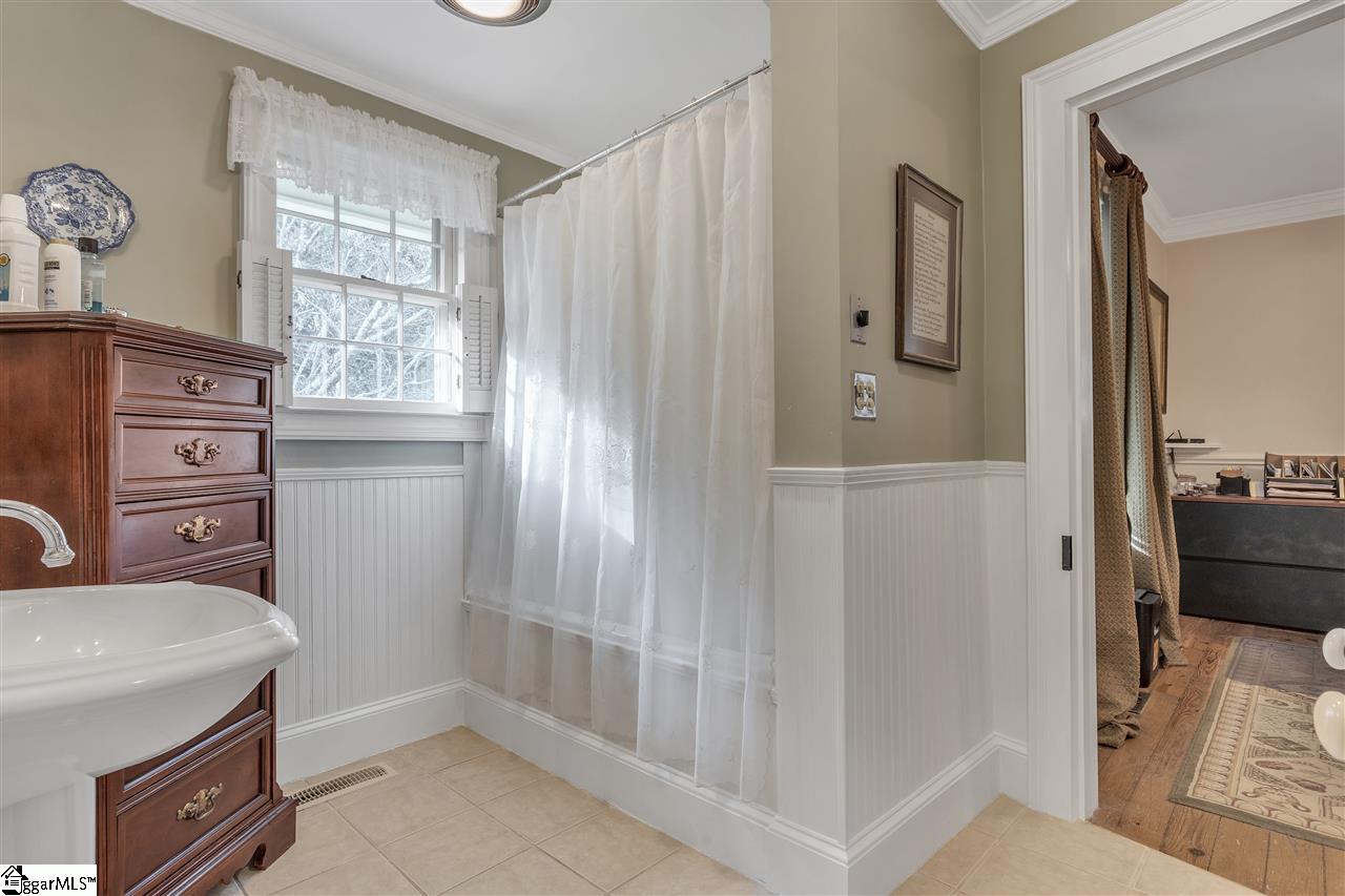 1603 Fairview Road Fountain Inn, SC 29644 - Photo 11 of 36