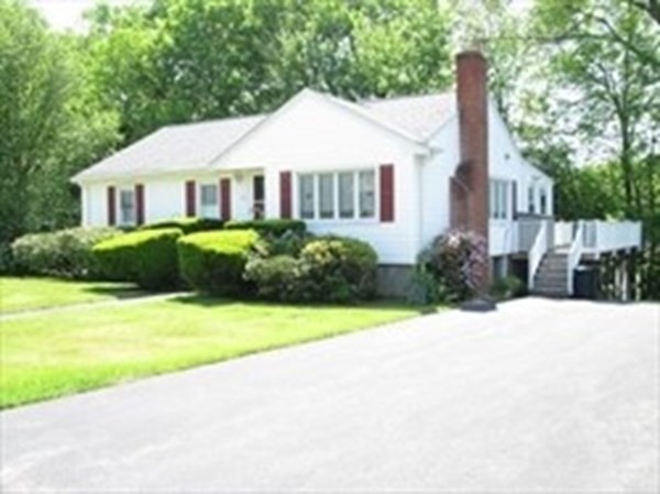 10 Beverly Road Grafton, MA 01536 - Photo 4 of 34 Gallery Image 4