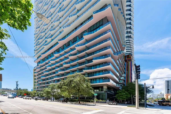 $3,800 | 1300 South Miami Avenue, Unit 1804, Miami, FL 33130