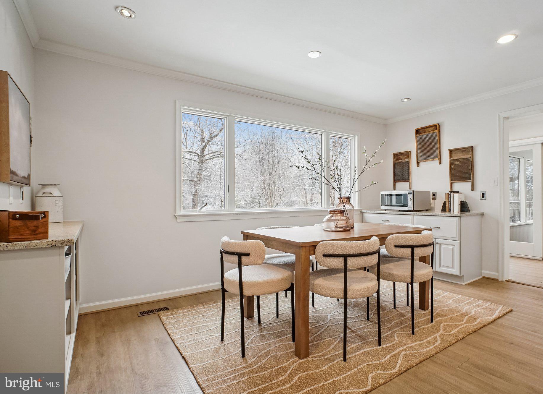8512 Burning Tree Road Bethesda, MD 20817 - Photo 19 of 78 Breakfast Area