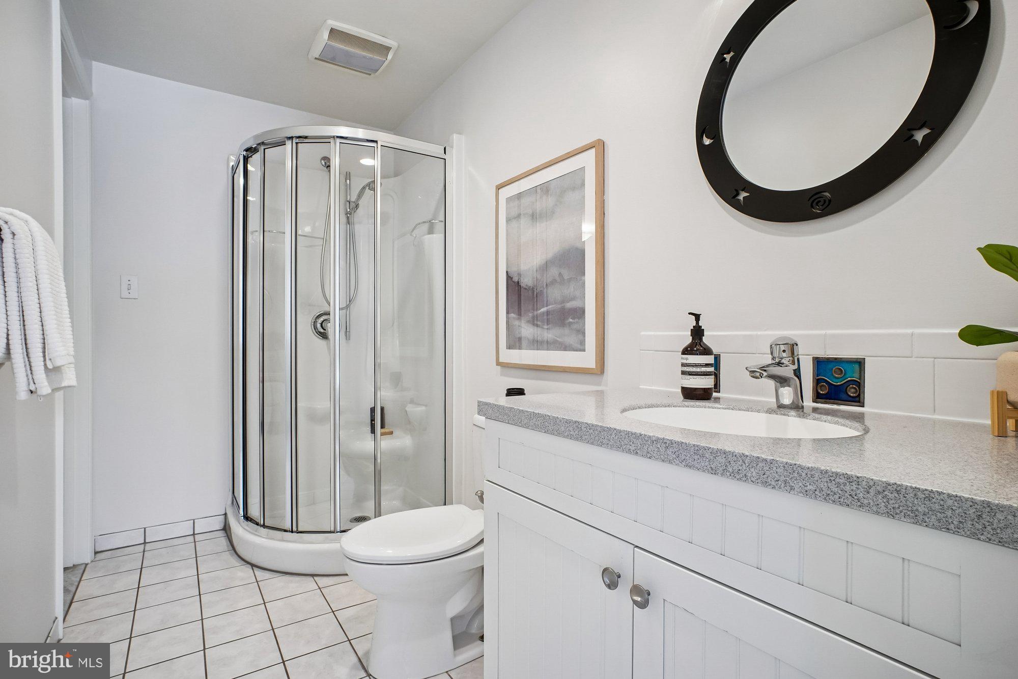 8512 Burning Tree Road Bethesda, MD 20817 - Photo 27 of 78 Bath