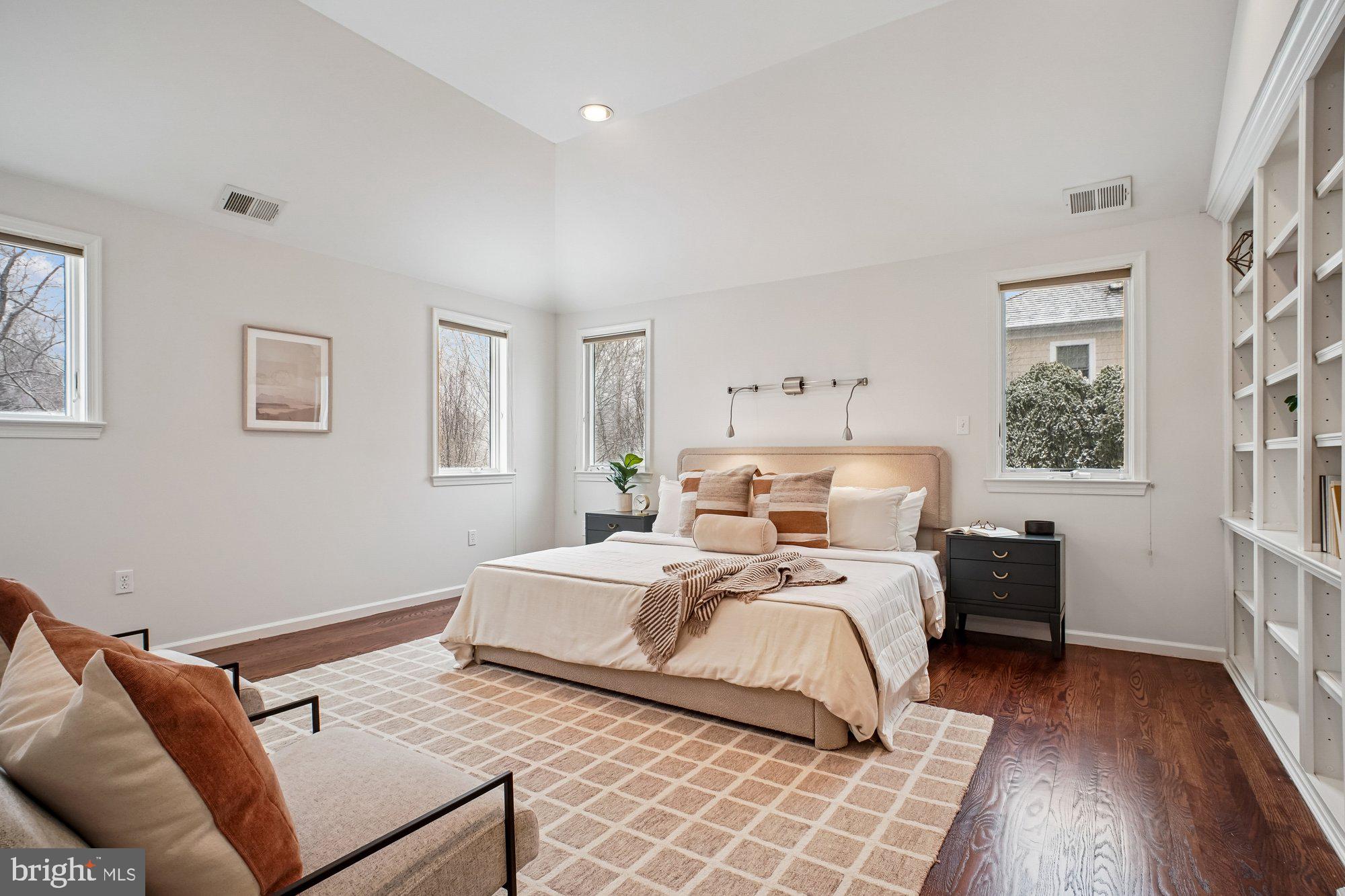 8512 Burning Tree Road Bethesda, MD 20817 - Photo 39 of 78 Primary Bedroom