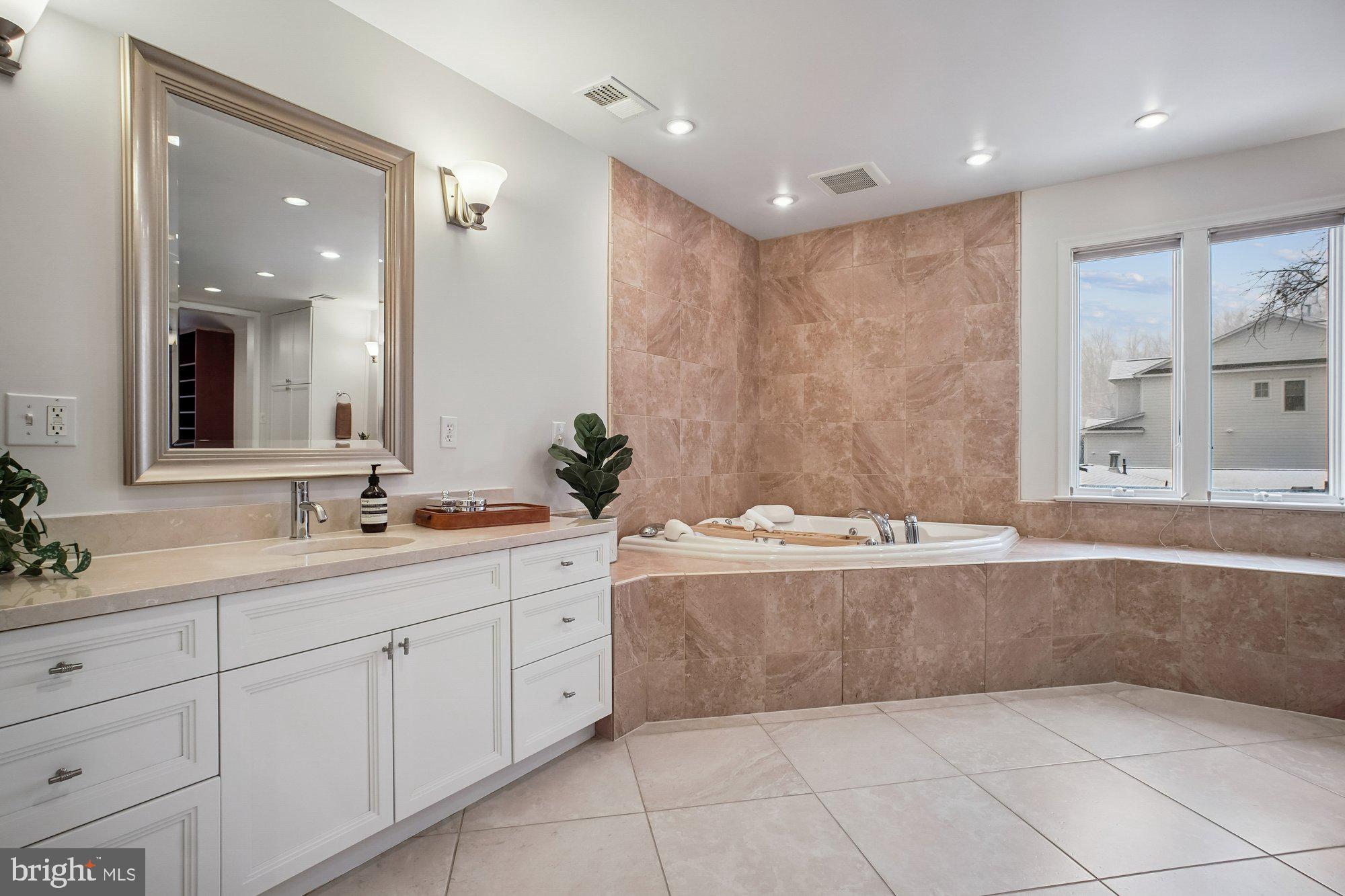 8512 Burning Tree Road Bethesda, MD 20817 - Photo 44 of 78 Primary Bath