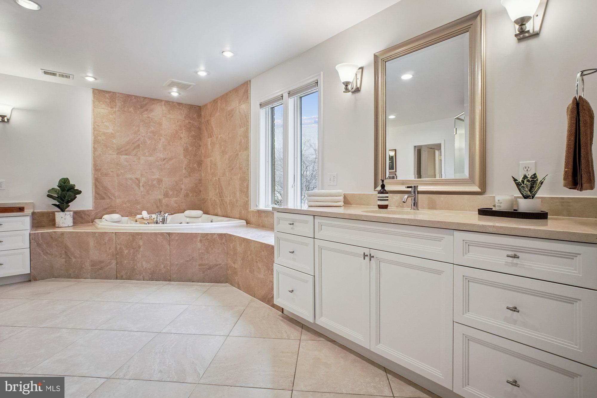 8512 Burning Tree Road Bethesda, MD 20817 - Photo 46 of 78 Primary Bath