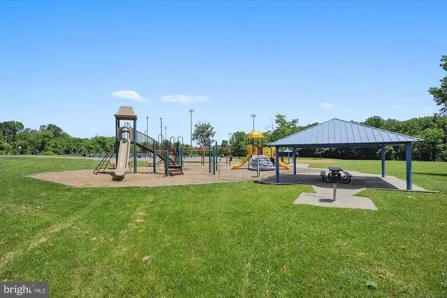 $1,950 | 15603 Dorset Road, Unit 17, Laurel, MD 20707