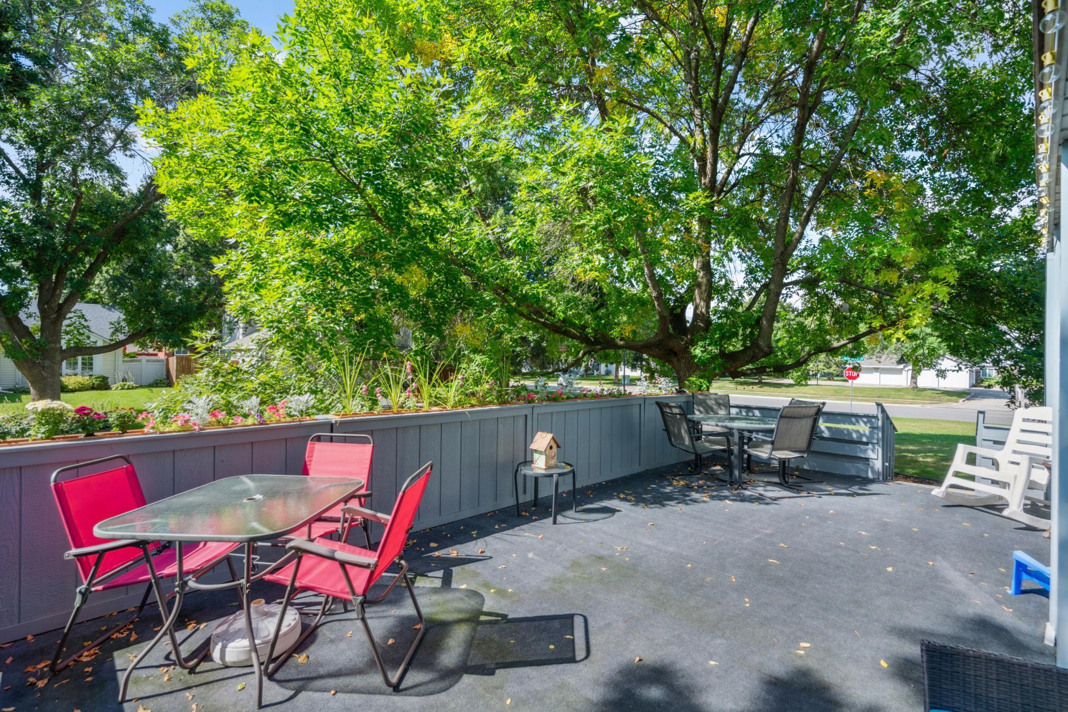 1067 Hummingbird Lane Eagan, MN 55123 - Photo 18 of 23