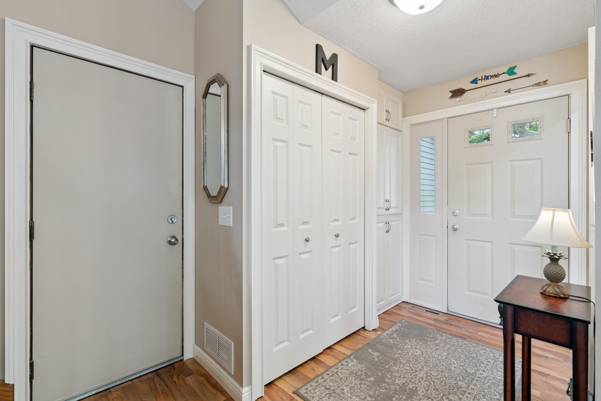 1067 Hummingbird Lane Eagan, MN 55123 - Photo 3 of 23