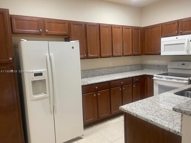 17051 Southwest 96th Street, Unit 17051 Miami, FL 33196 - Photo 5 of 16