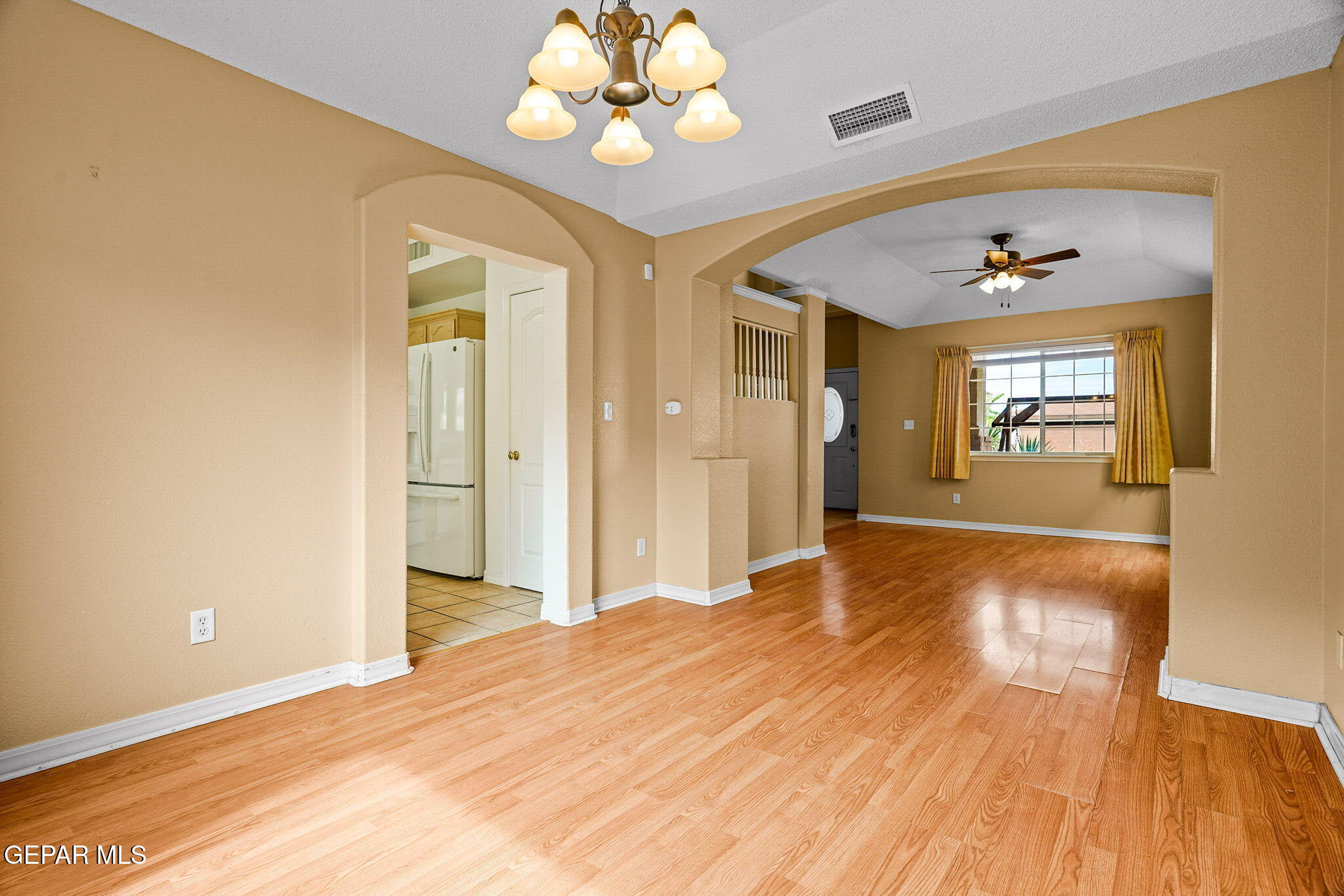 6324 Casper Ridge Drive El Paso, TX 79912 - Photo 5 of 47 13-web-or-mls-DSC02774
