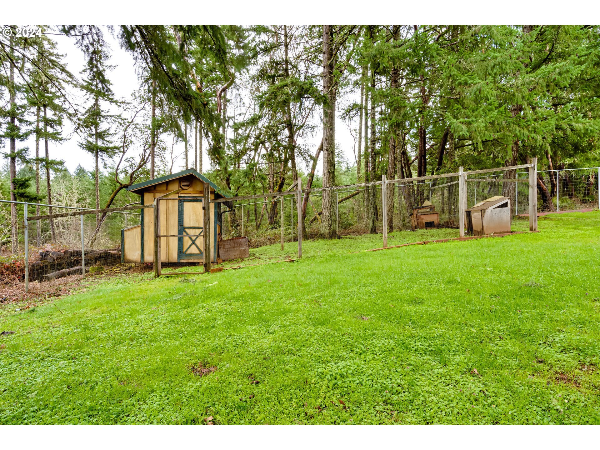 25818 Cherry Creek Road Monroe, OR 97456 - Photo 30 of 44 Coop