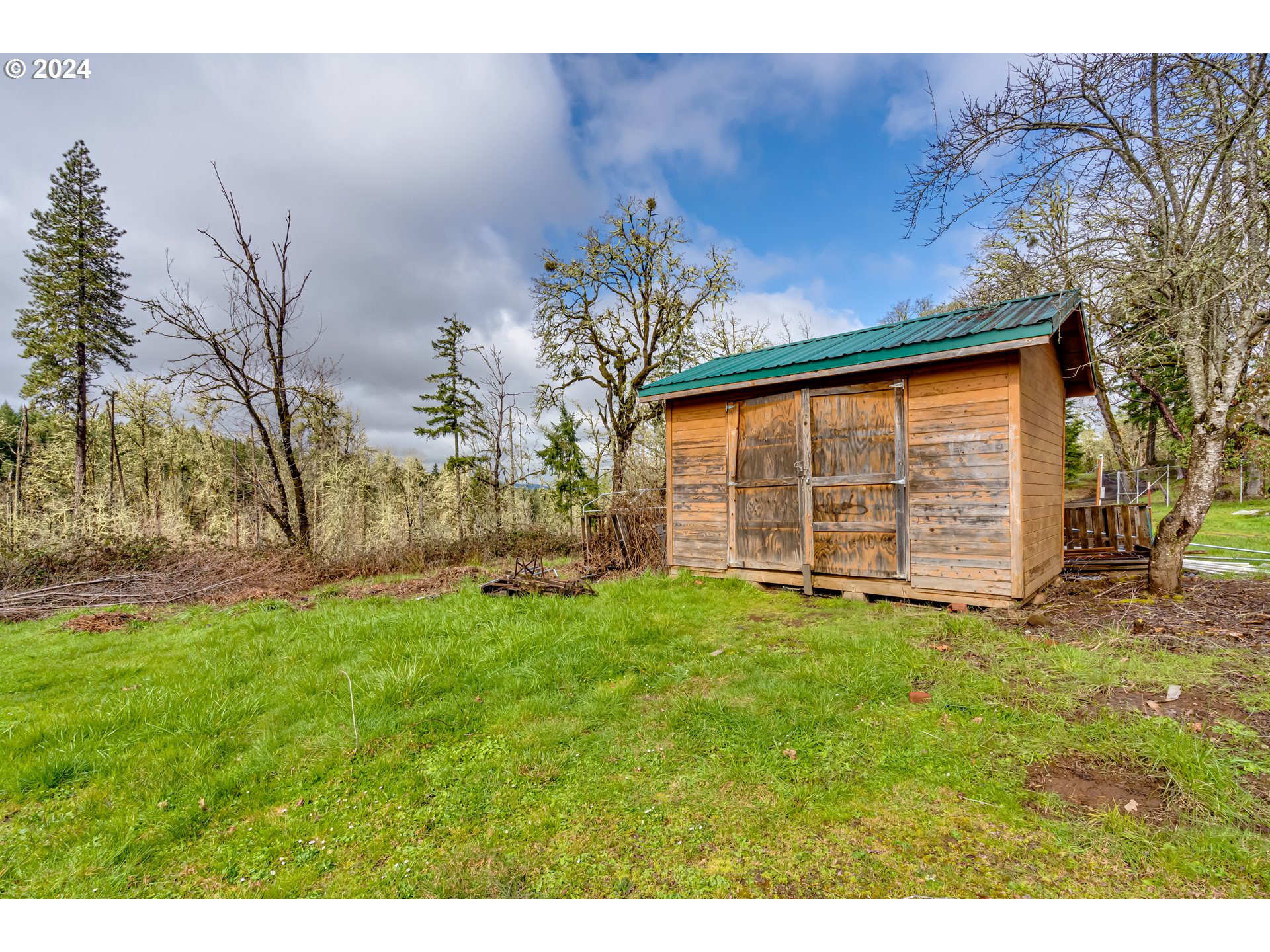 25818 Cherry Creek Road Monroe, OR 97456 - Photo 34 of 44 Shed