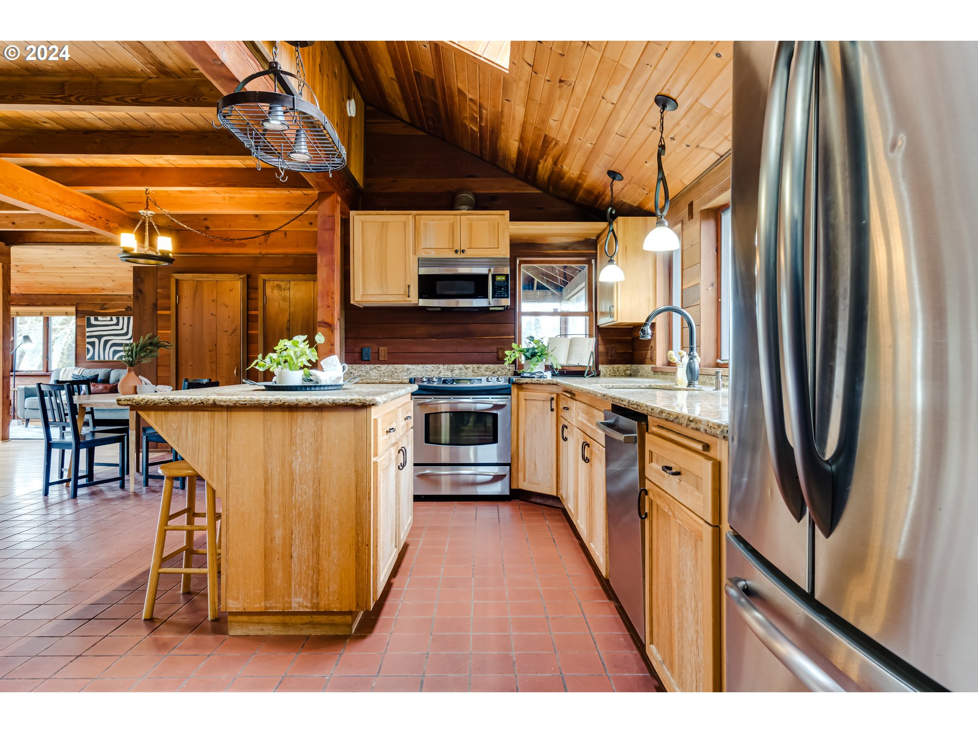 25818 Cherry Creek Road Monroe, OR 97456 - Photo 8 of 44 Kitchen