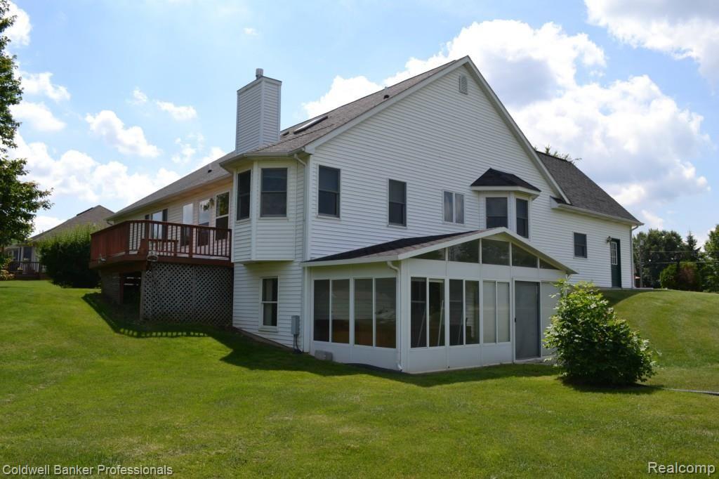 1400 Turrill Road Lapeer, MI 48446 - Photo 8 of 33 060.jpg