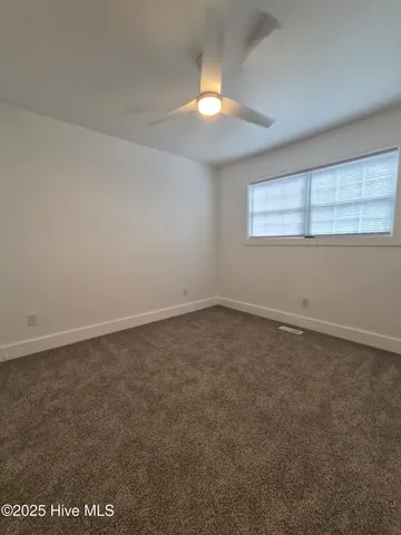 $1,350 | 411 Myrtlewood Circle, Jacksonville, NC 28546