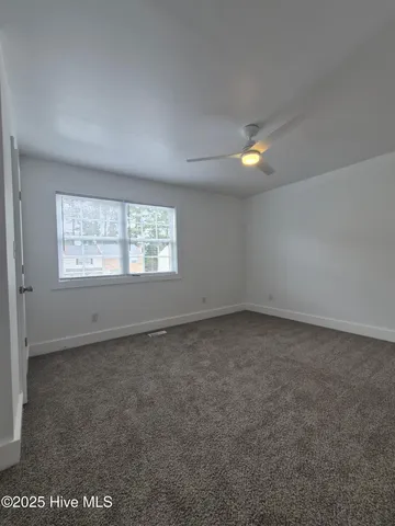 $1,350 | 411 Myrtlewood Circle, Jacksonville, NC 28546