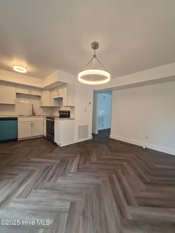 $1,350 | 411 Myrtlewood Circle, Jacksonville, NC 28546