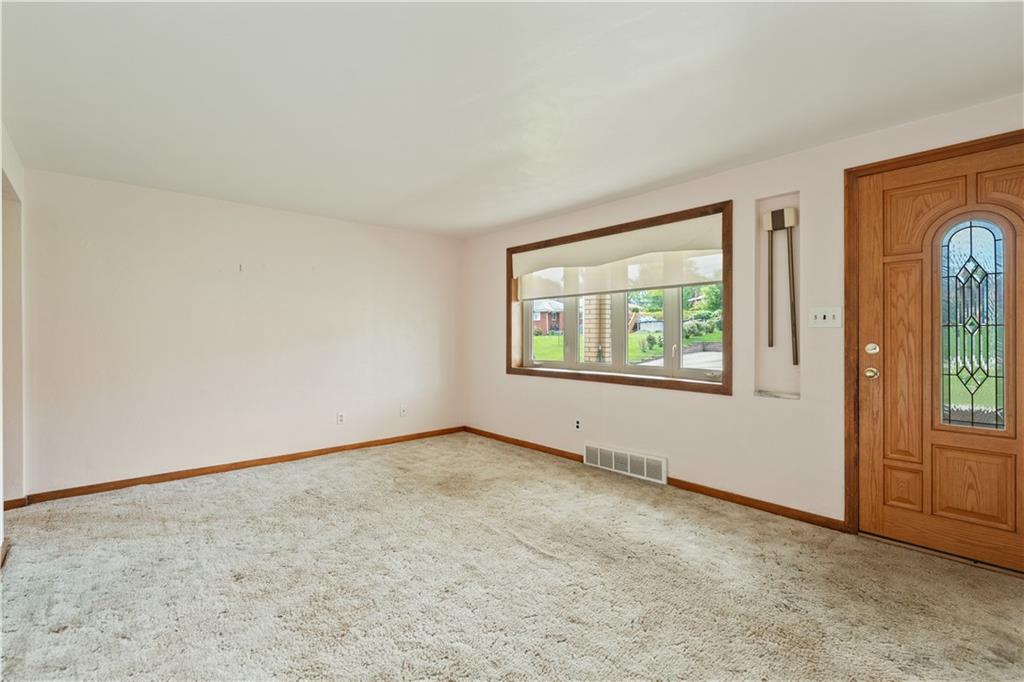 106 High Street Elizabeth, PA 15037 - Photo 5 of 27 Gallery Image 5