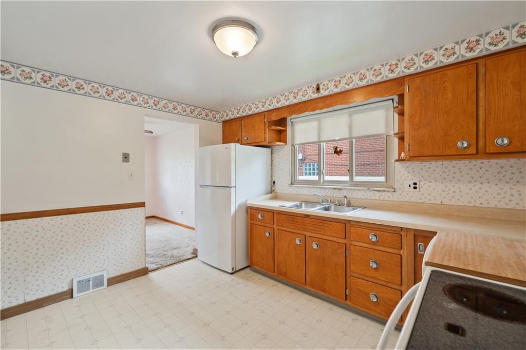 106 High Street Elizabeth, PA 15037 - Photo 10 of 27 Gallery Image 10